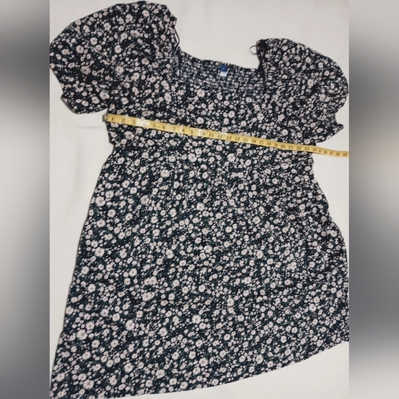 Old Navy Floral Puff Sleeve Dress Size XXL - Picture 5 of 8